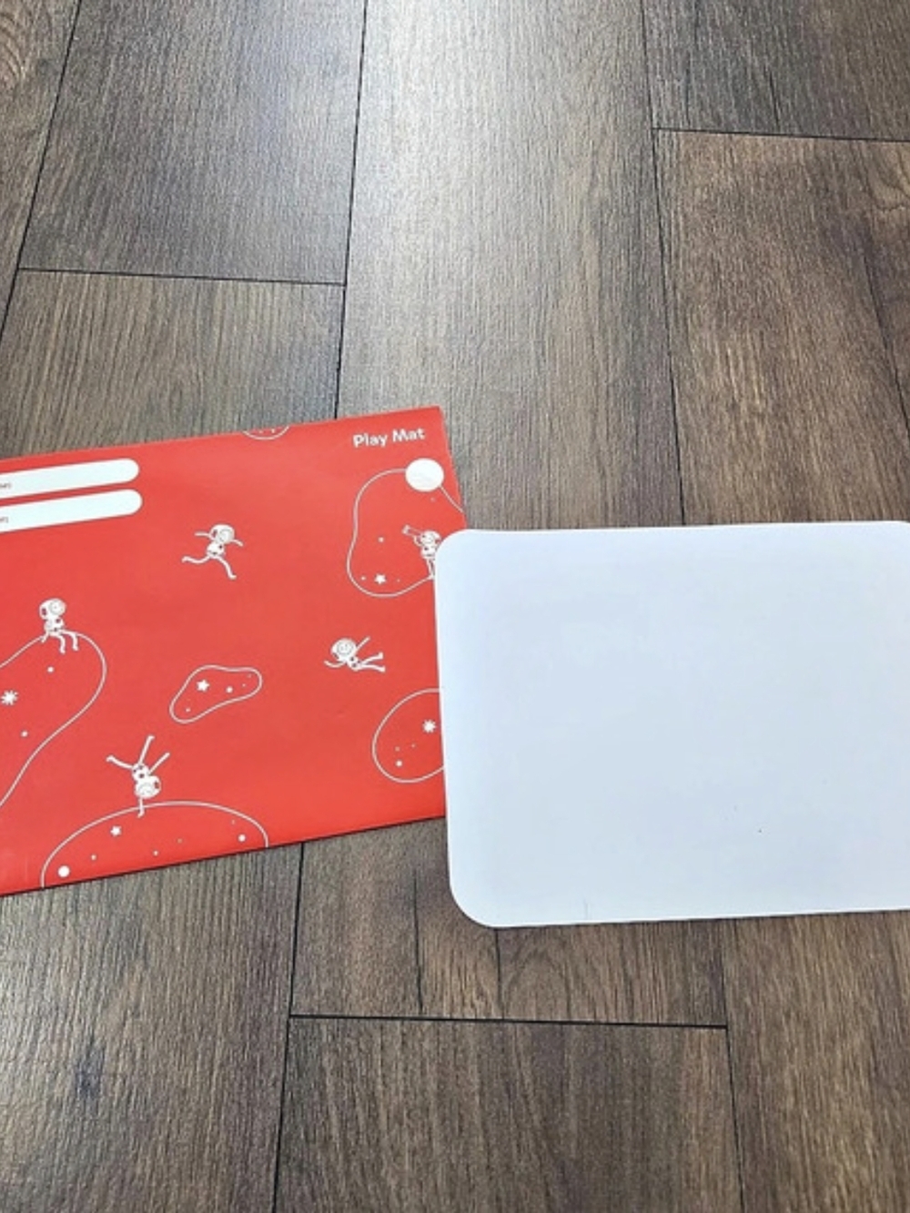 Osmo Little Genius Play Mat and Sleeve Red & White